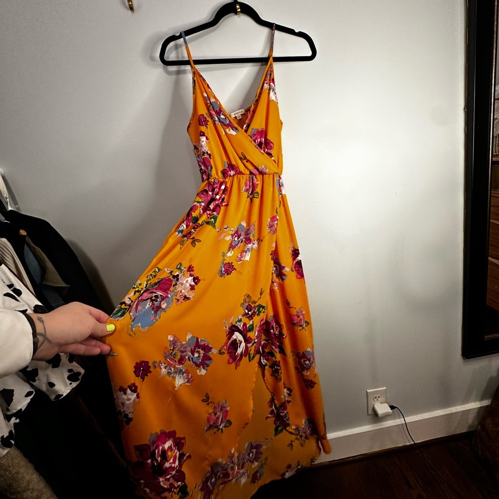 Spring floral wrap style midi-maxi